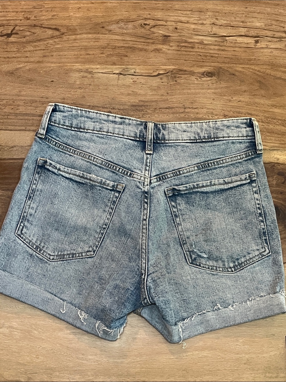 Old Navy Light Wash Distressed Denim Shorts - Picture 8 of 8